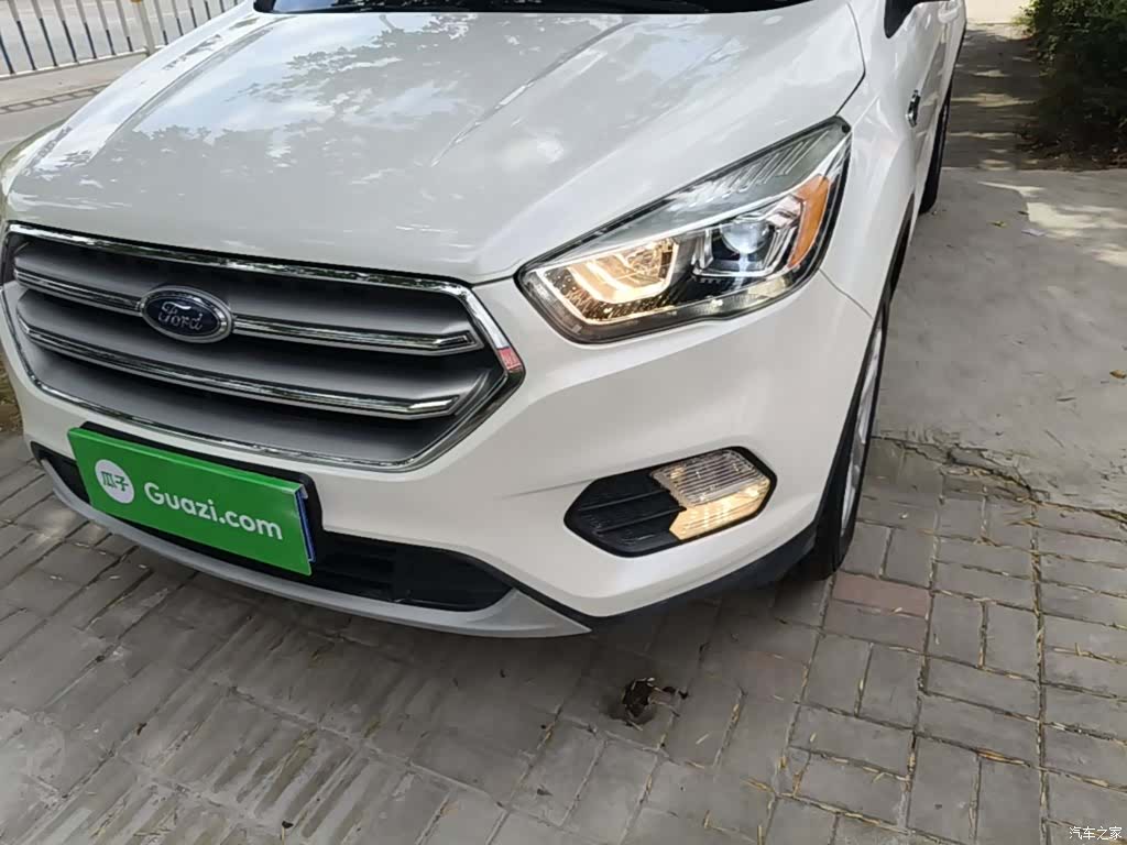 Ford Kuga, 2018 24