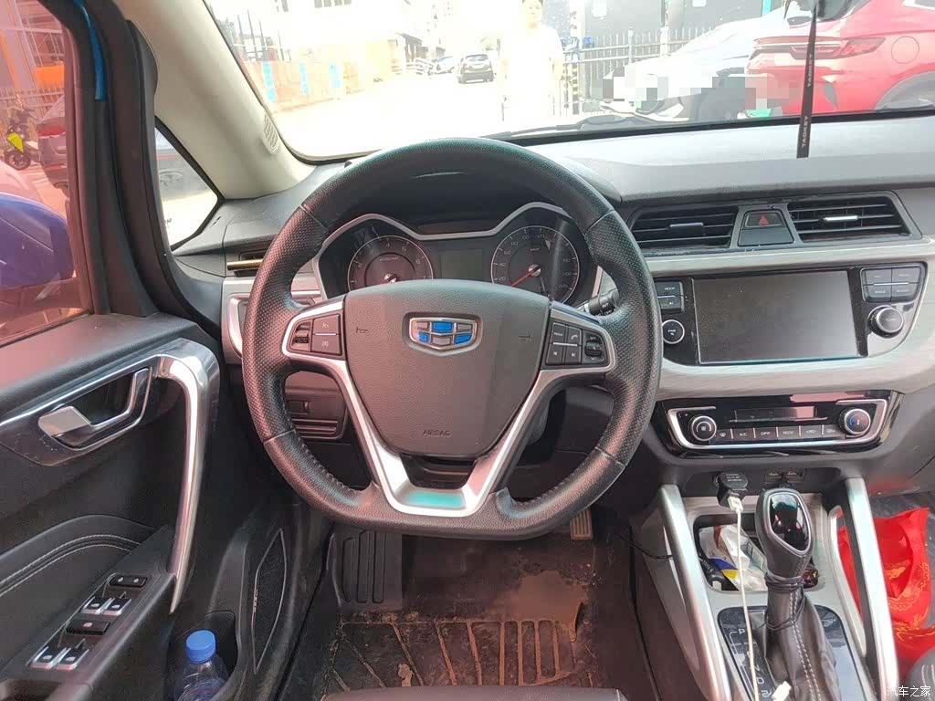 Geely X3, 2018 7