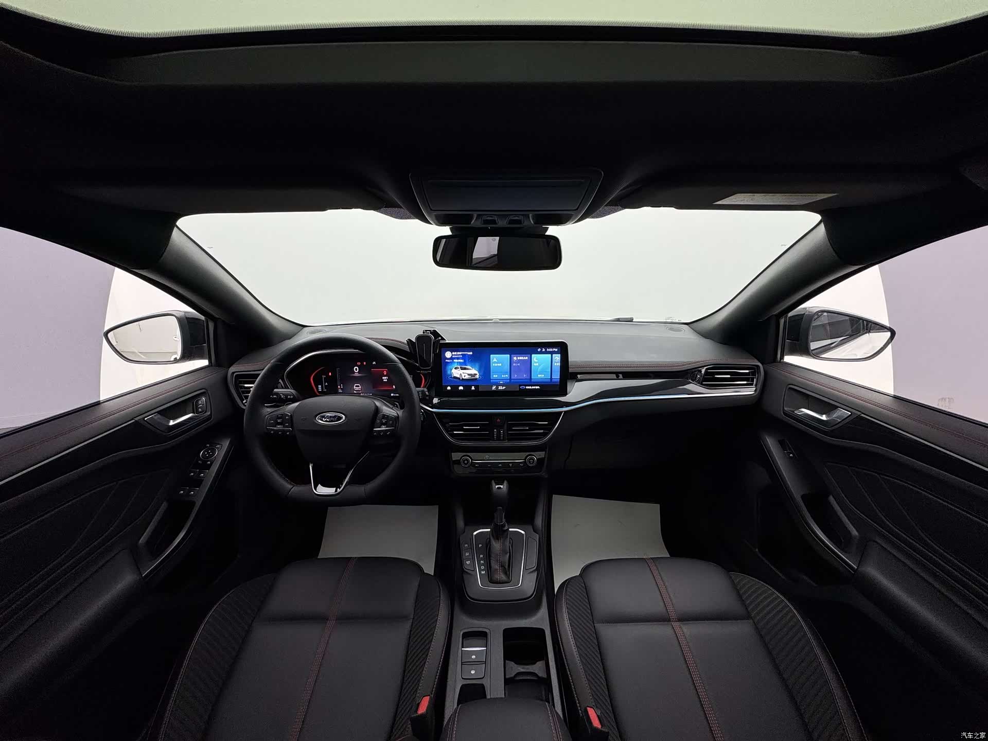 Ford Focus, 2023 23