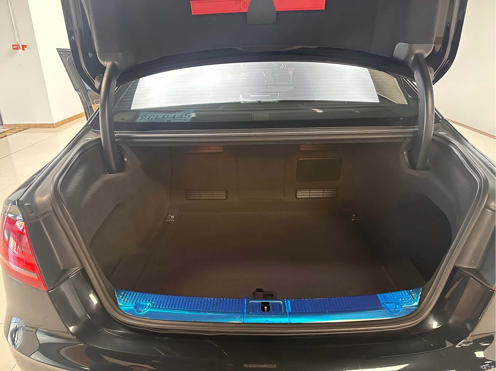 Audi A8L, 2012 18