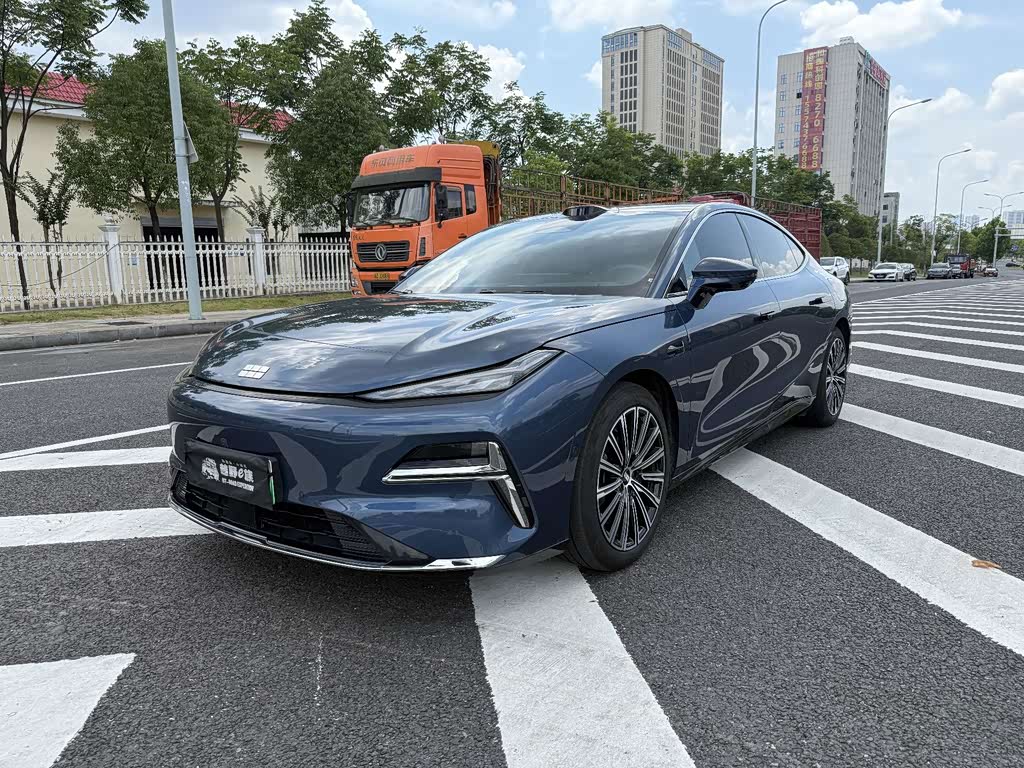 Geely Galaxy Starshine 8