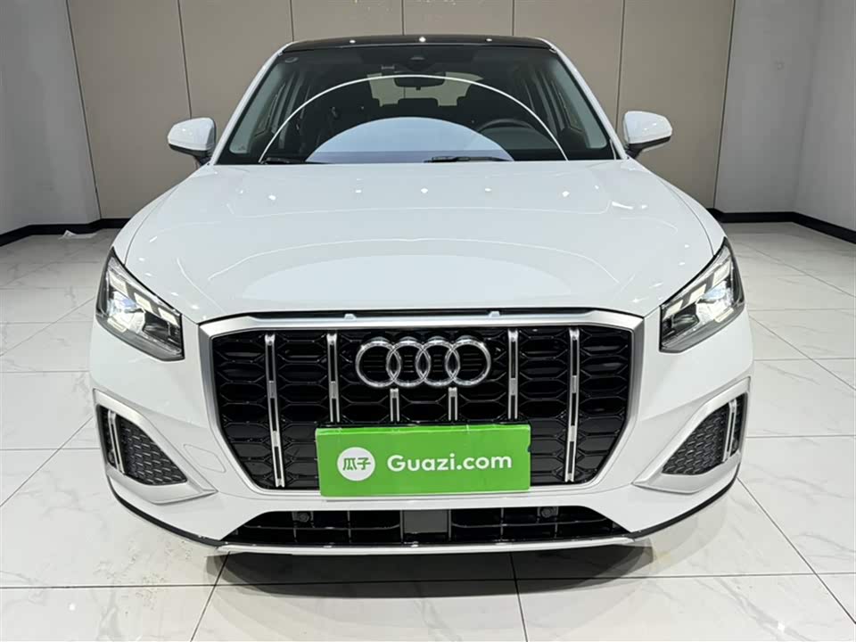 Audi Q2L Audi Q2L