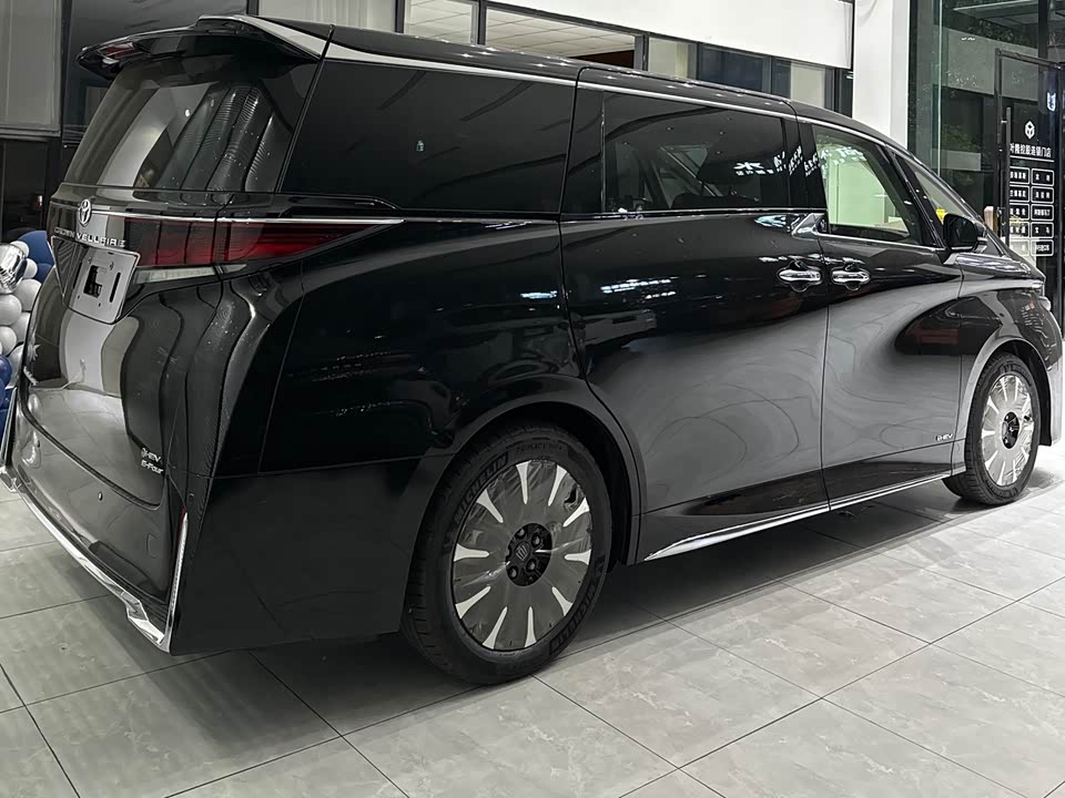 Toyota Wilfa