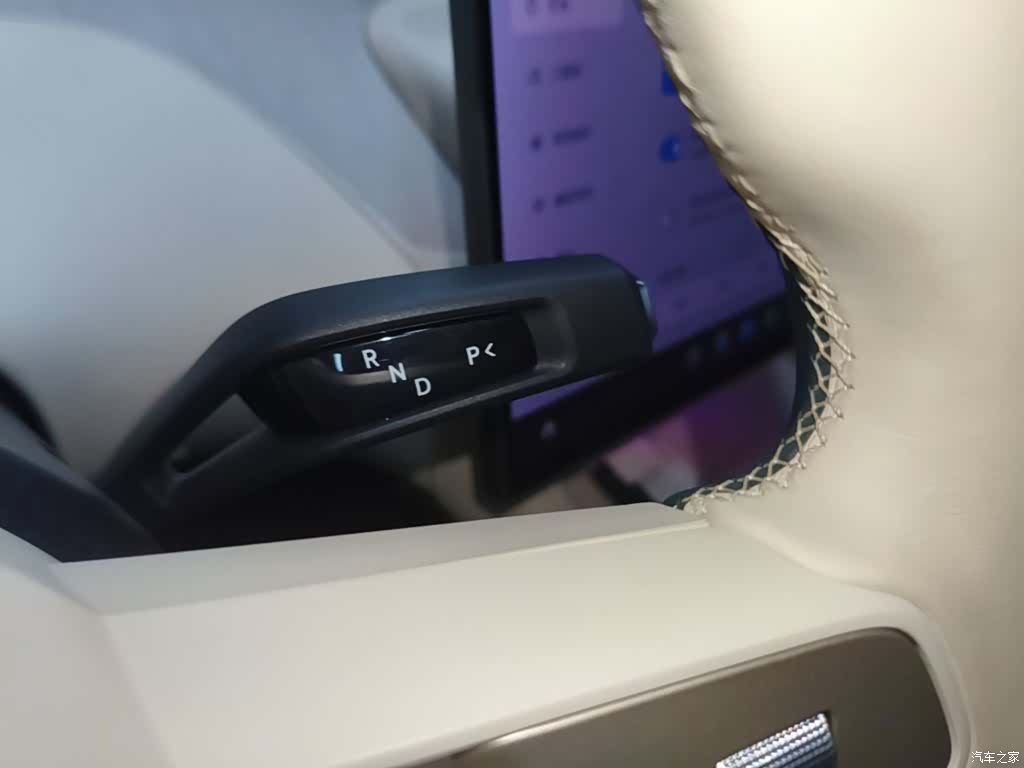 Xiaomi YU7, 2025 10
