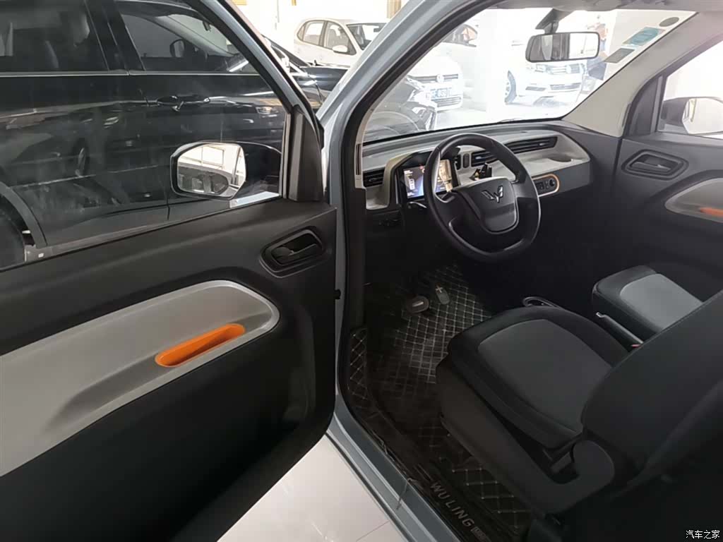 Wuling MINIEV, 2020 16