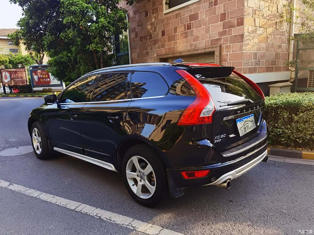 Volvo XC60, 2011 15