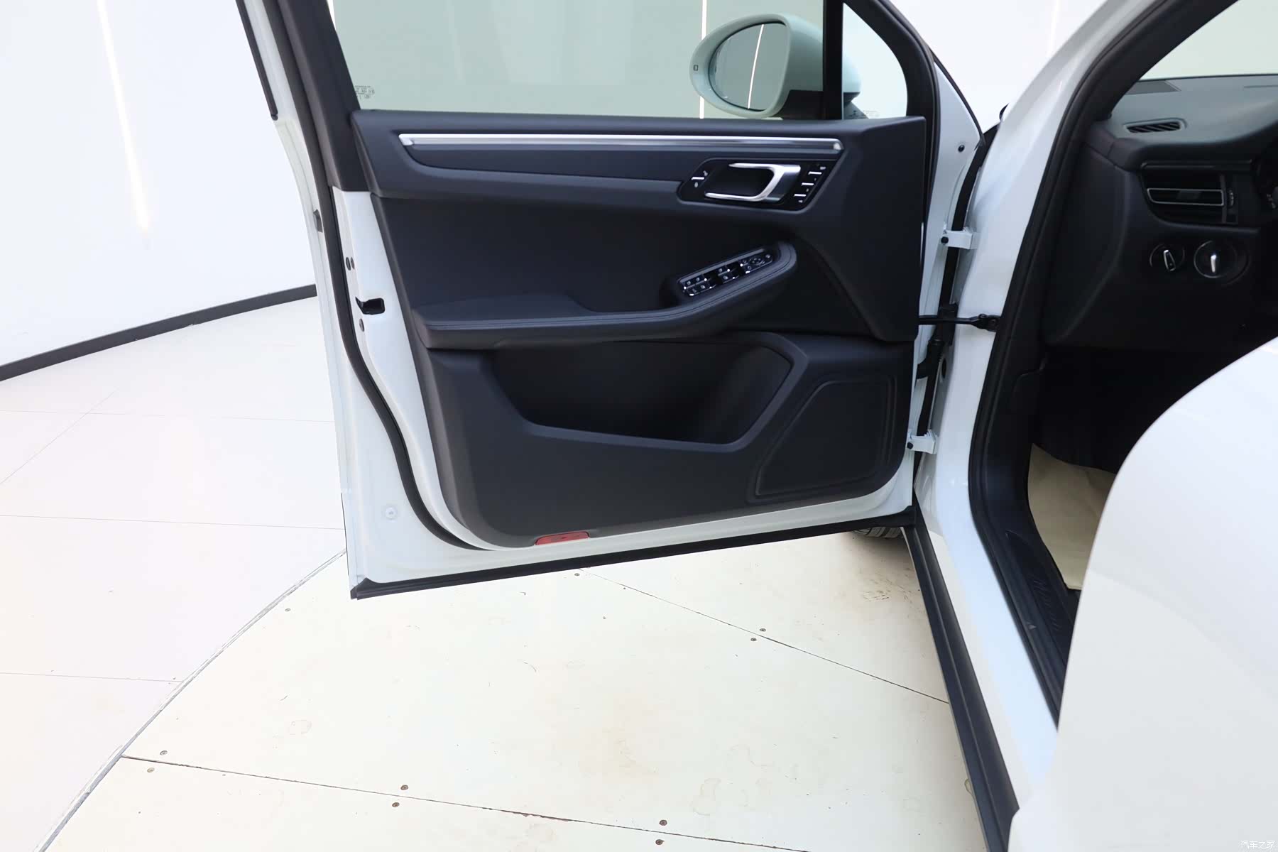 Porsche Macan, 2020 25