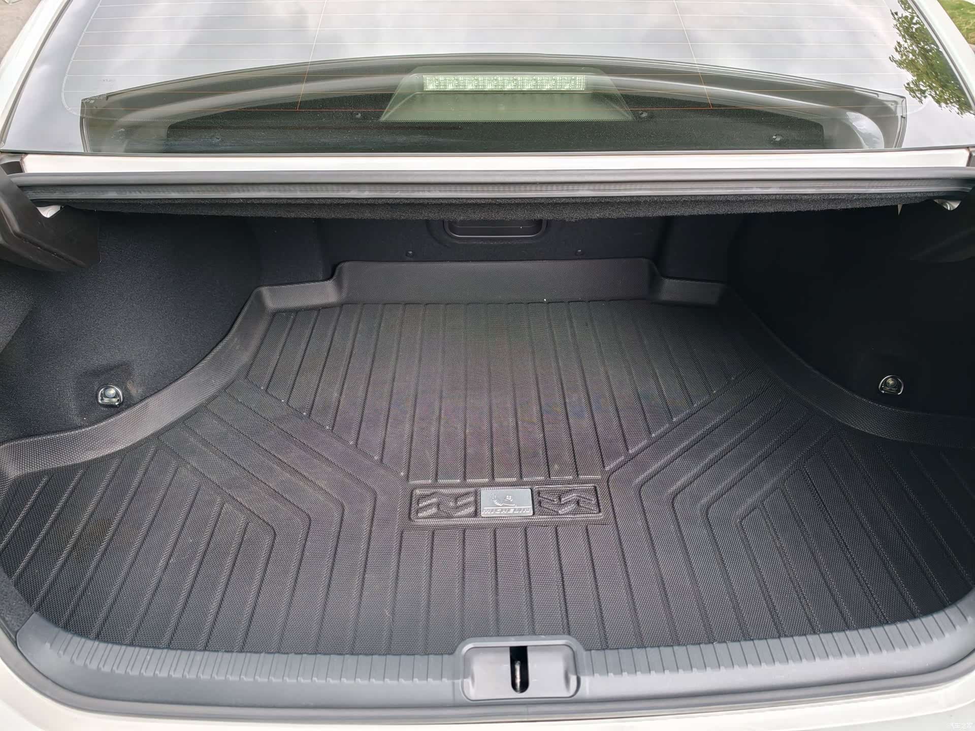 Lexus ES, 2023 38
