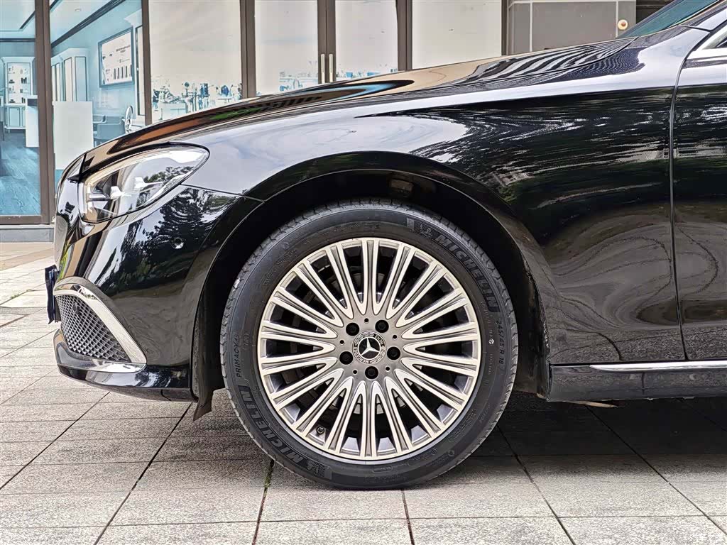 Mercedes-Benz E-Class, 2023 все фото