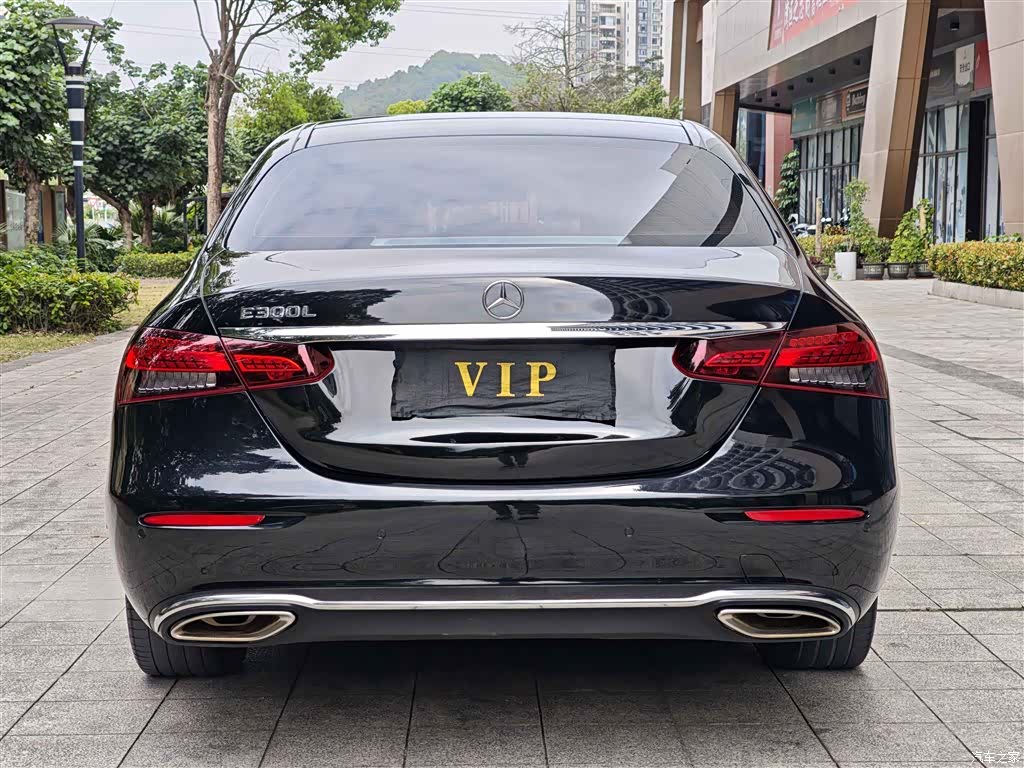 Mercedes-Benz E-Class, 2023 16
