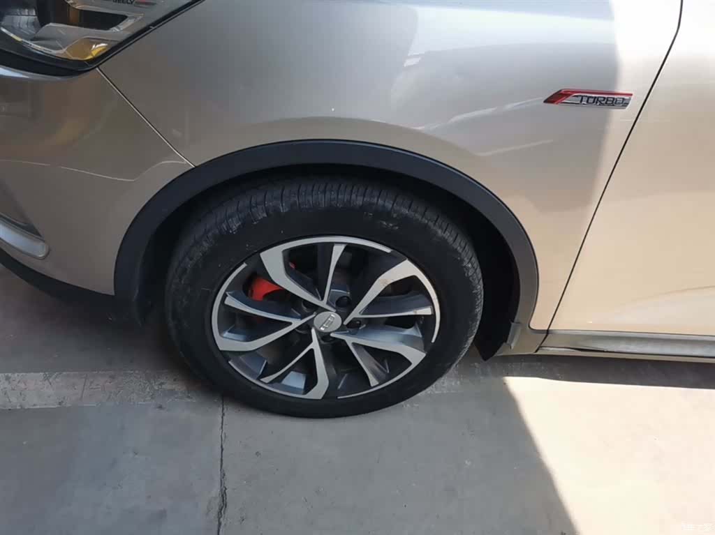Geely Emgrand, 2019 23
