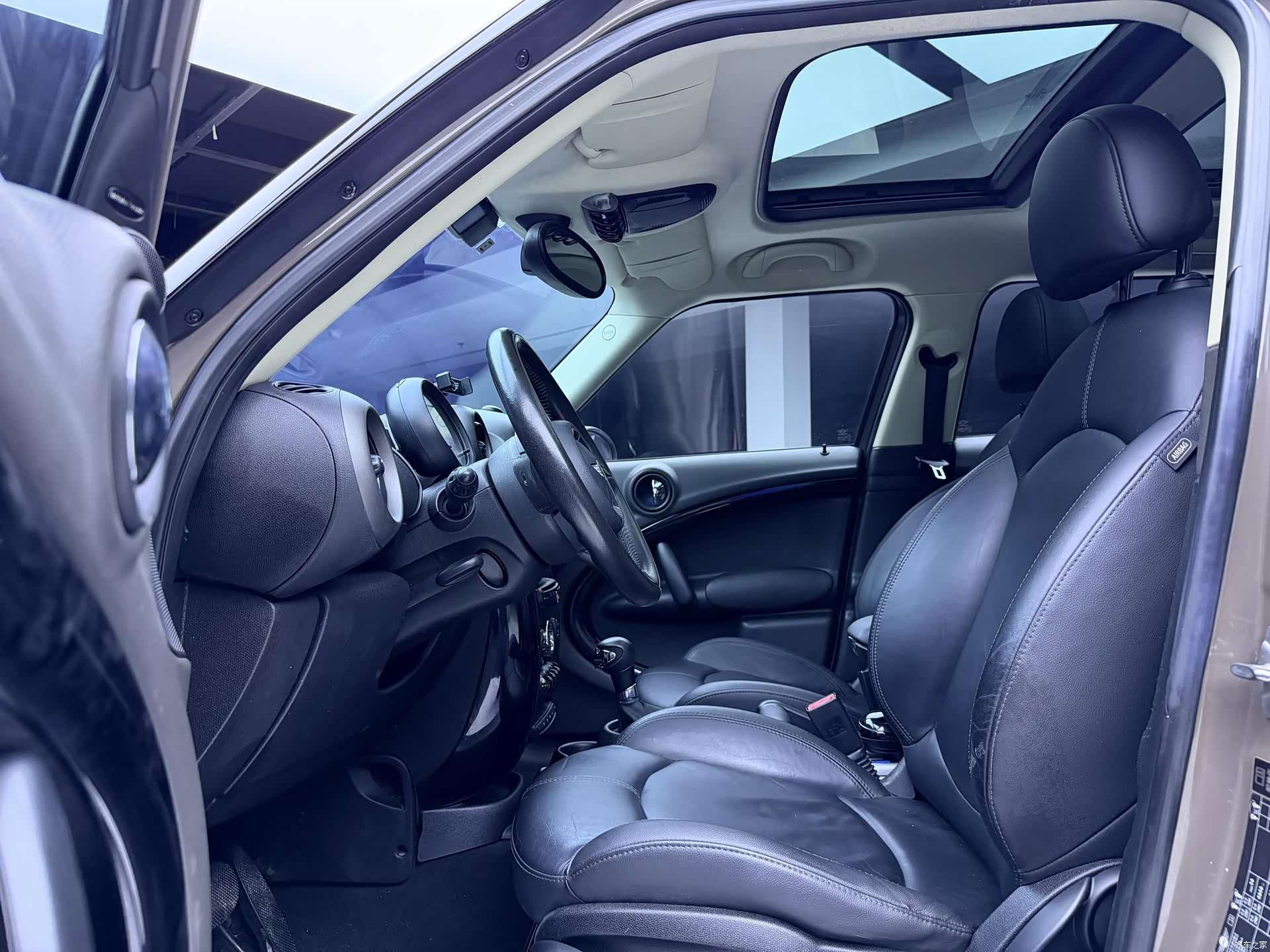 Mini Countryman, 2011 15