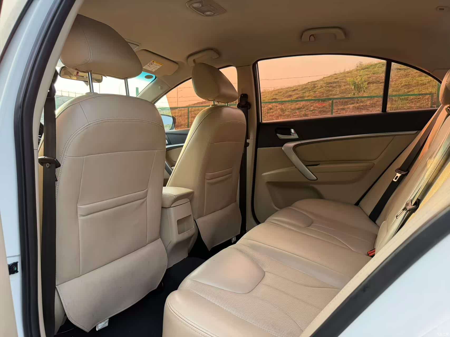 Geely Emgrand, 2017 11