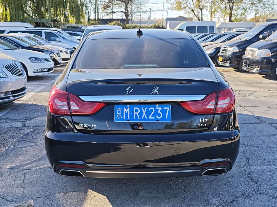 Hongqi H7