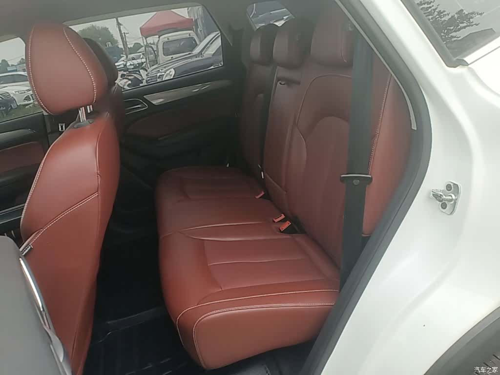Roewe RX5, 2017 17
