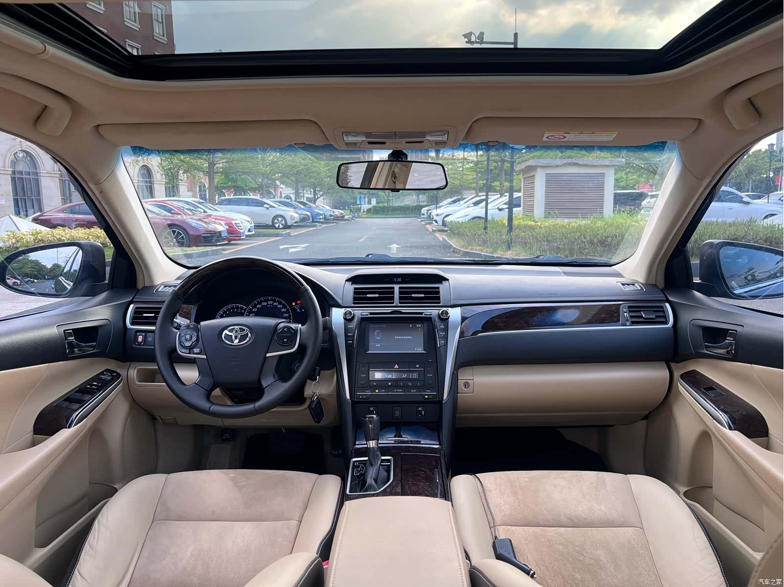 Toyota Camry, 2017 9