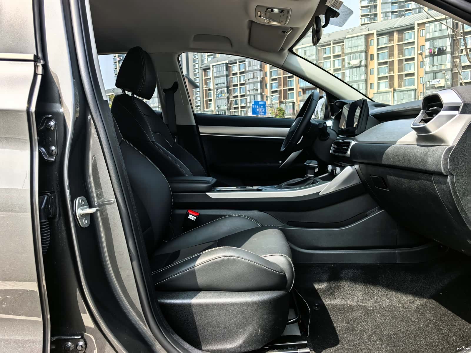 Geely Coolray, 2024 8