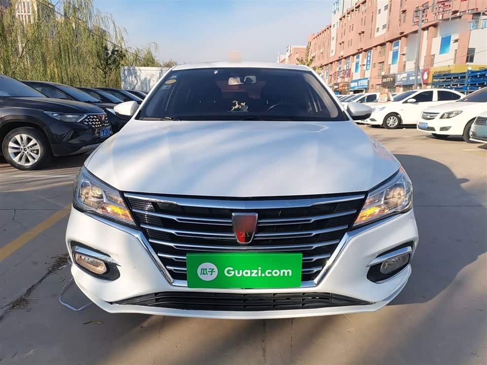 Roewe i5