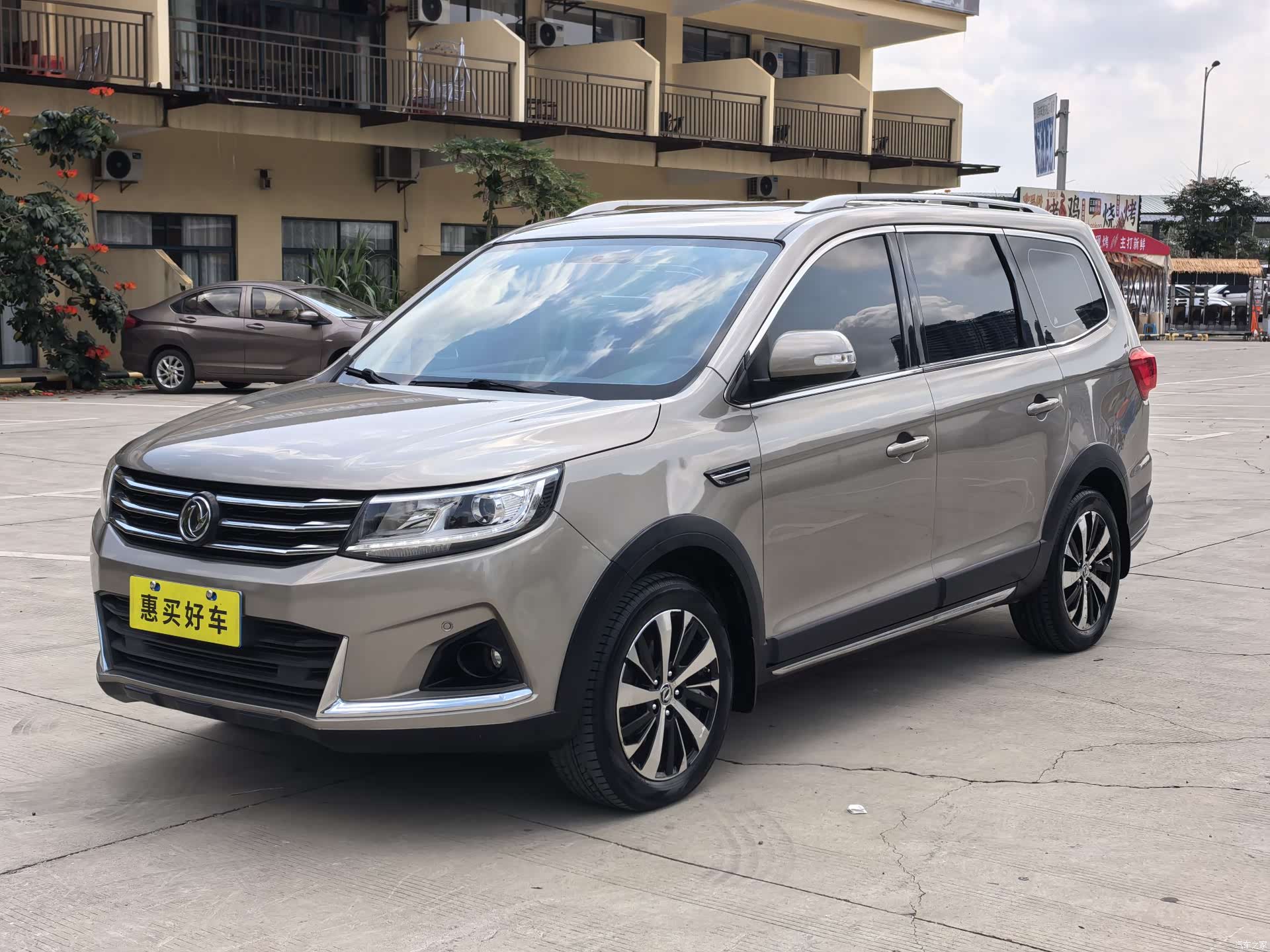 DongFeng X6, 2018 1