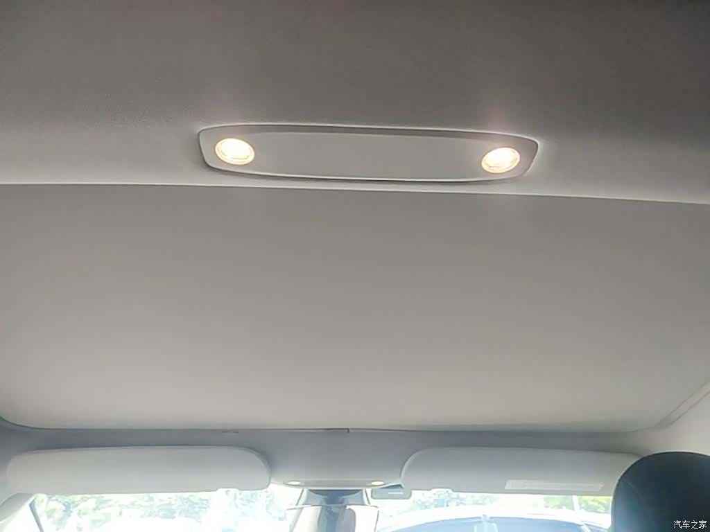 Tesla Model 3, 2023 18