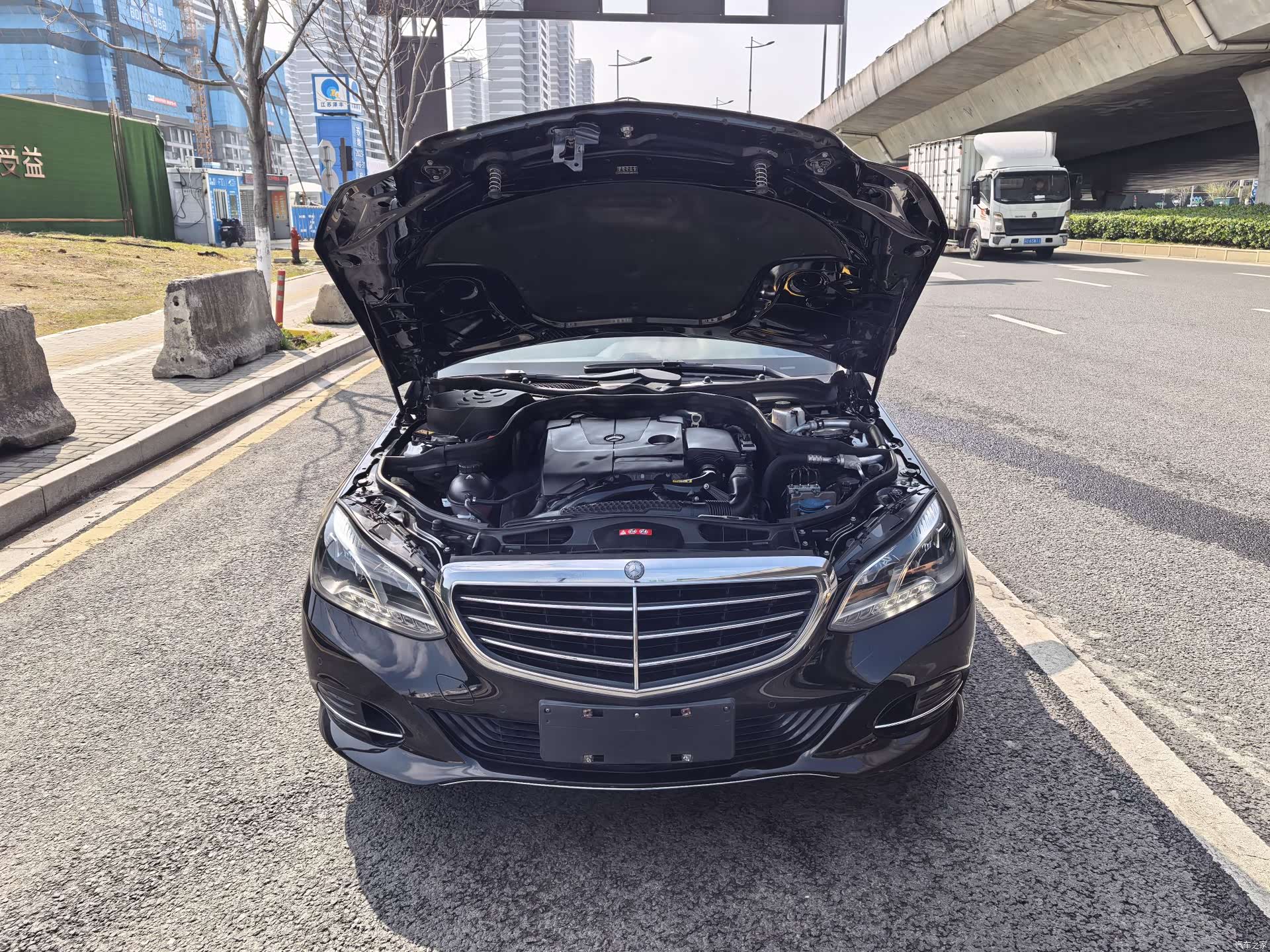 Mercedes-Benz E-Class, 2015 13