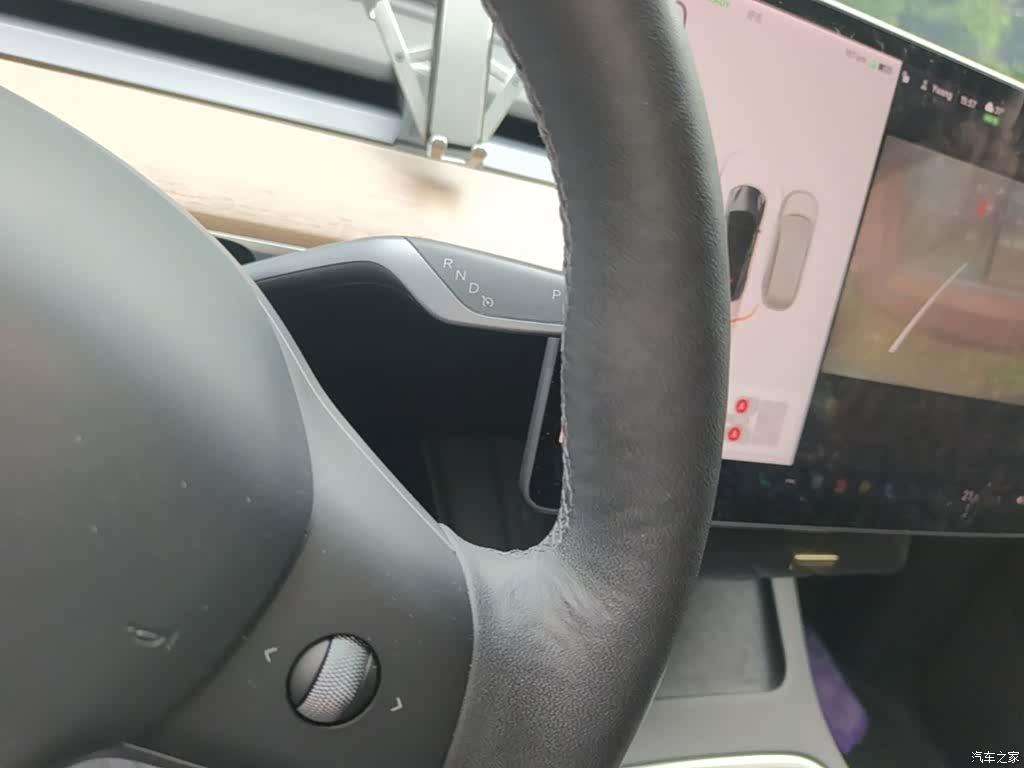 Tesla Model Y, 2021 10