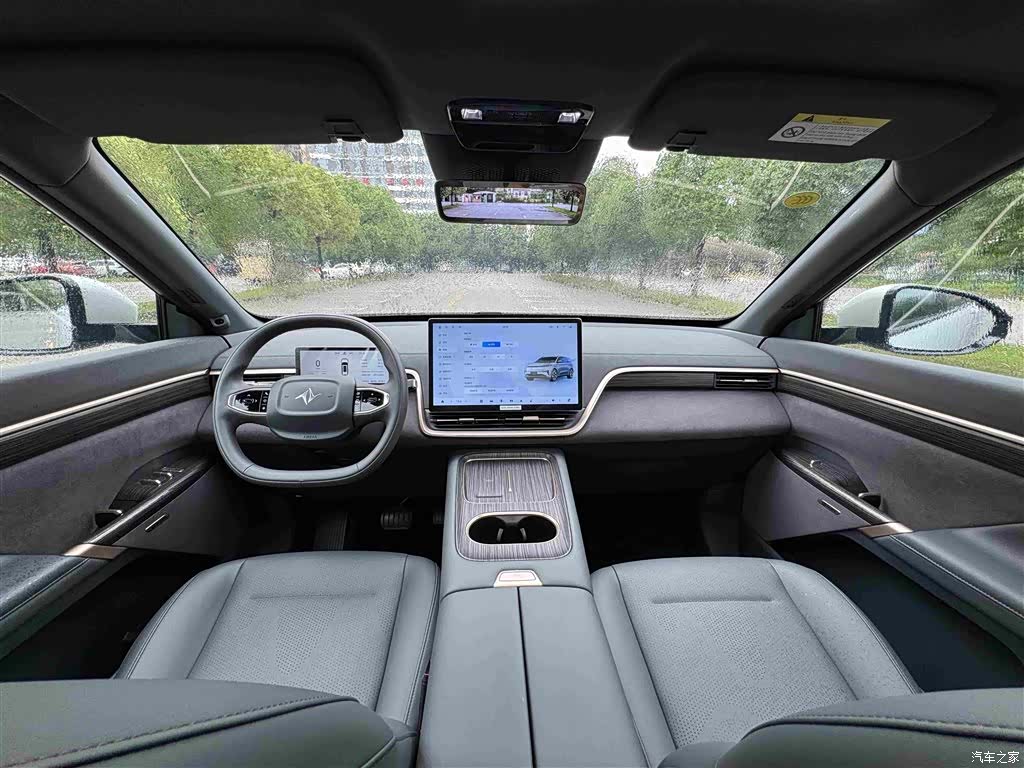 DongFeng eπ008, 2025 14