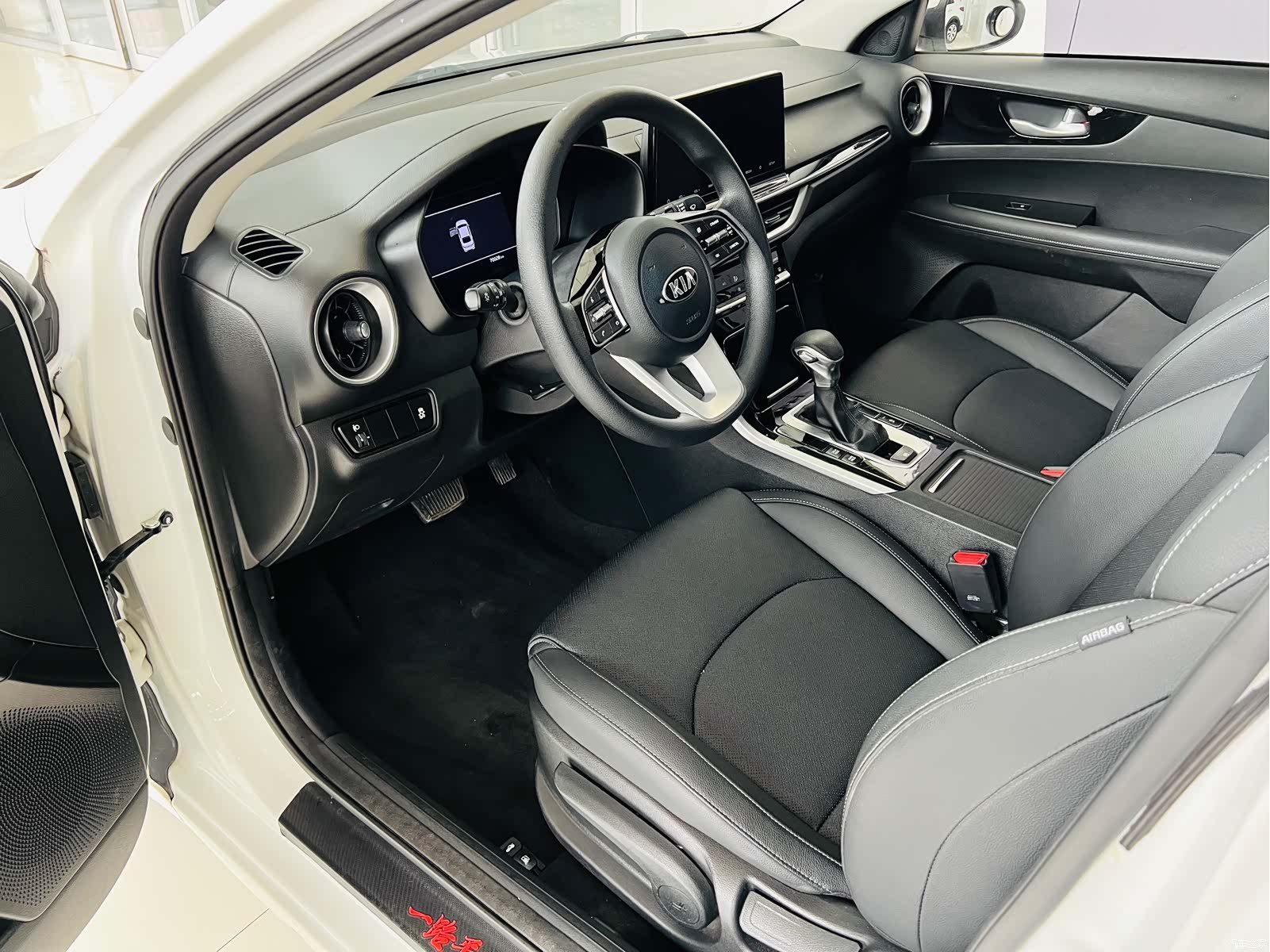 Kia K3, 2020 8
