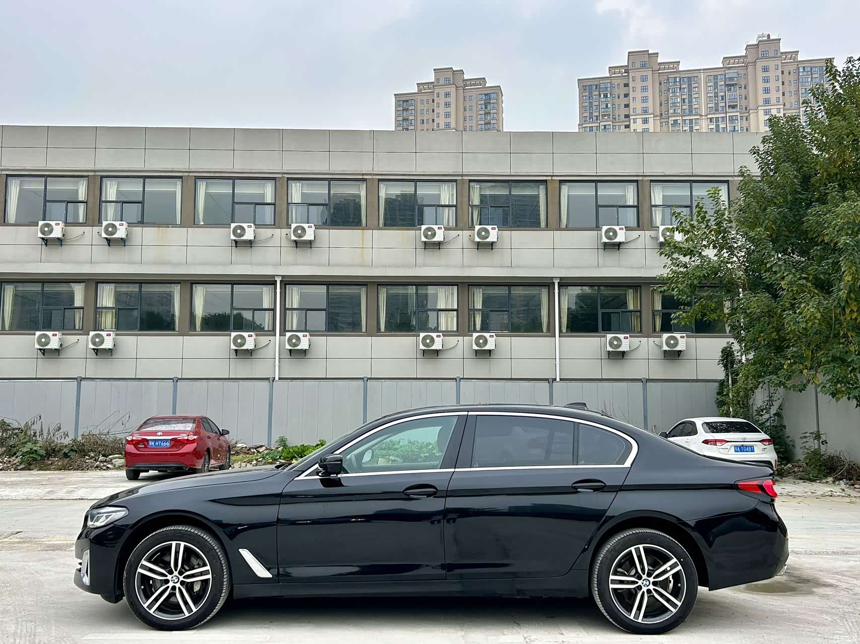 BMW 5 Series, 2023 все фото