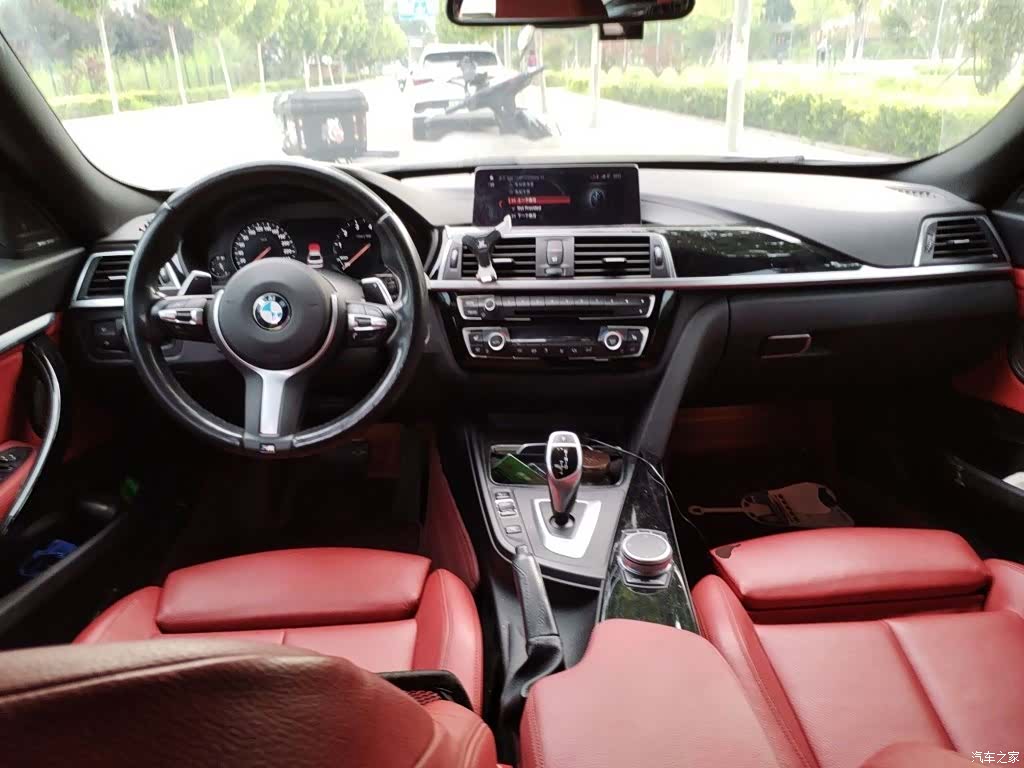 BMW 3 Series, 2019 10