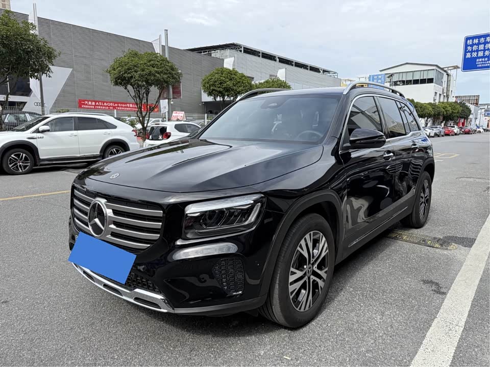 Mercedes-Benz GLB