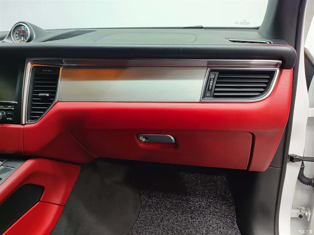 Porsche Macan, 2014 15