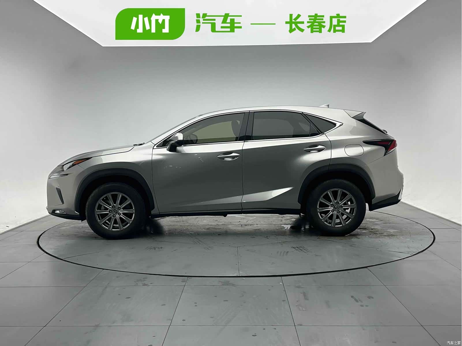Lexus NX, 2021 3