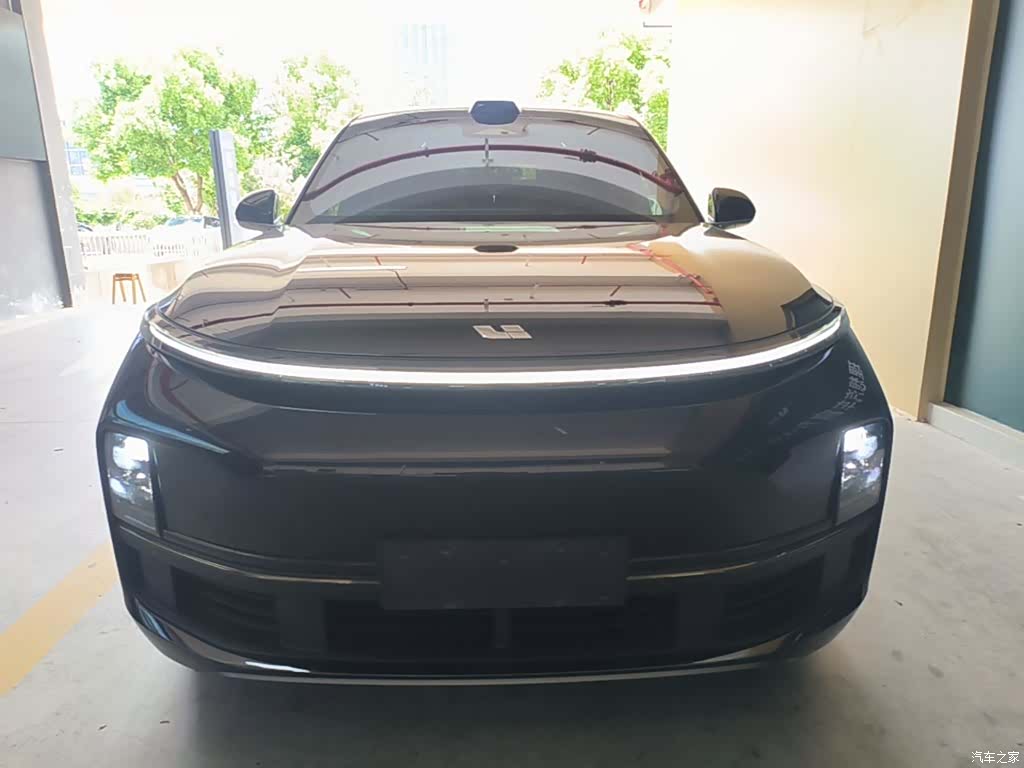 Li Auto L8, 2025 3