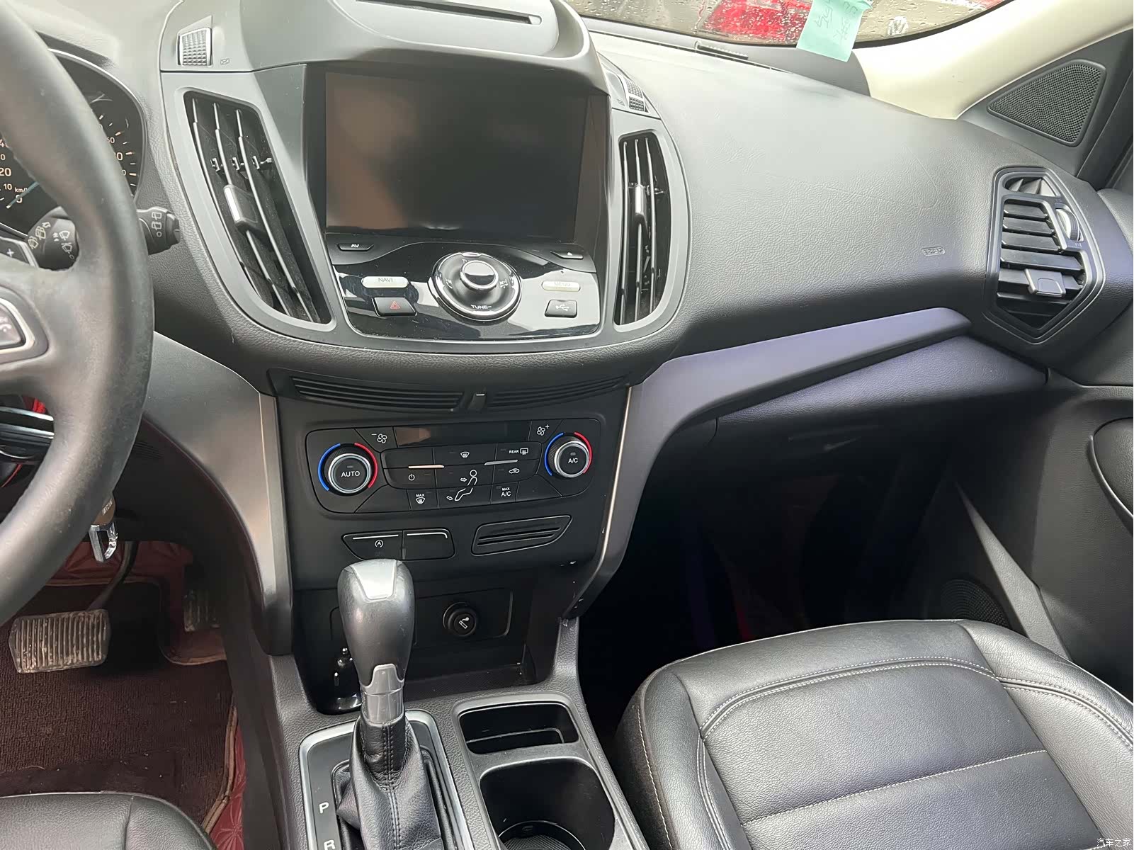 Ford Kuga, 2016 14