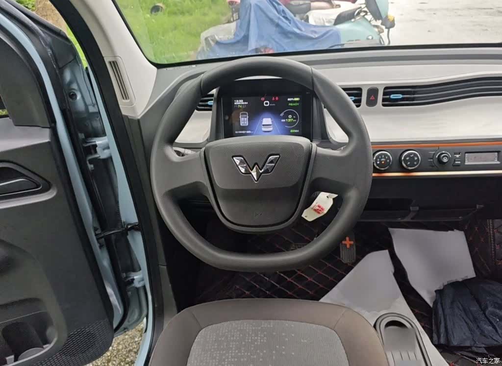 Wuling MINIEV, 2020 13