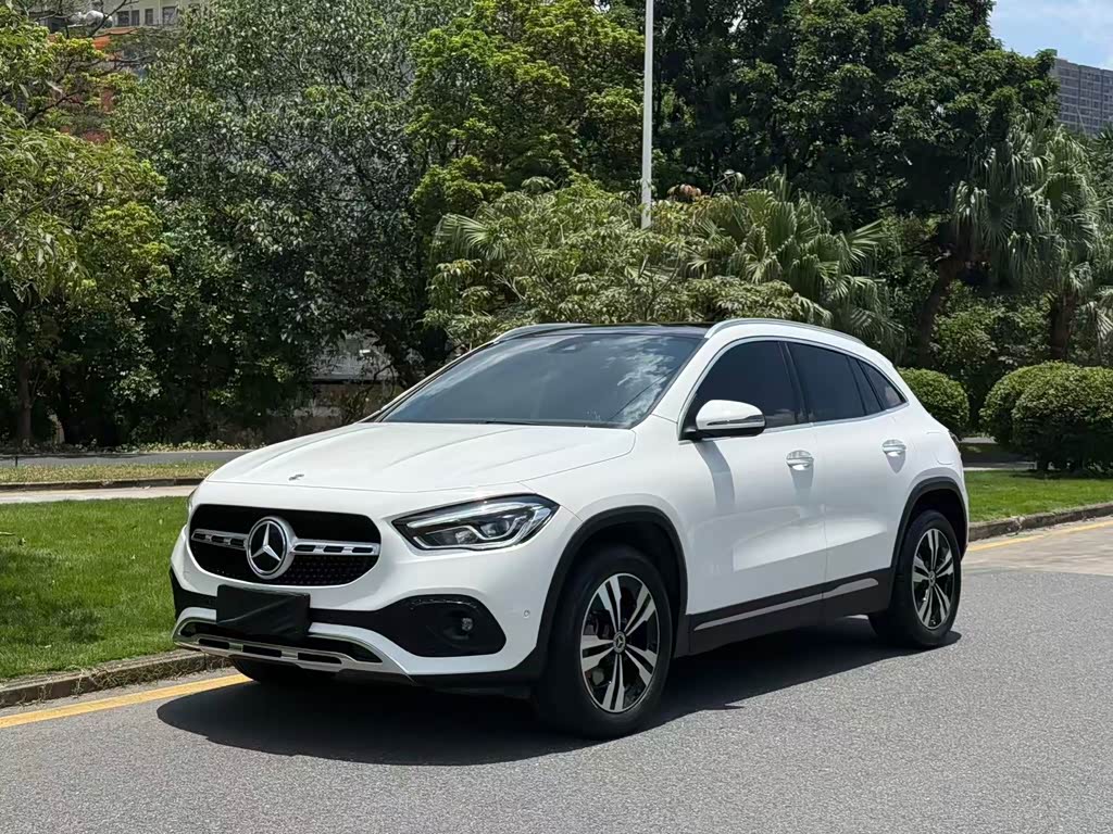 Mercedes-Benz GLA