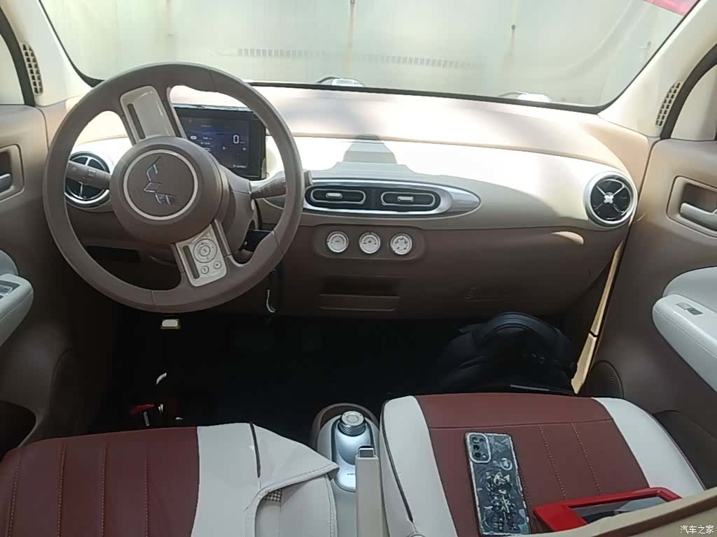 Wuling MINIEV, 2025 10