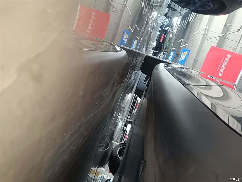 Tesla Model Y, 2023 22
