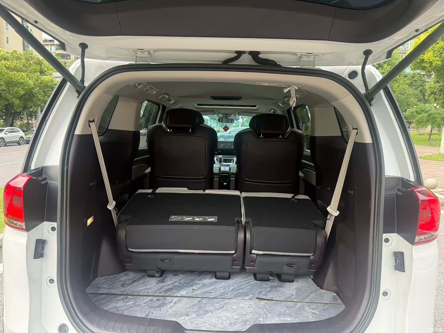 Trumpchi M8, 2023 4