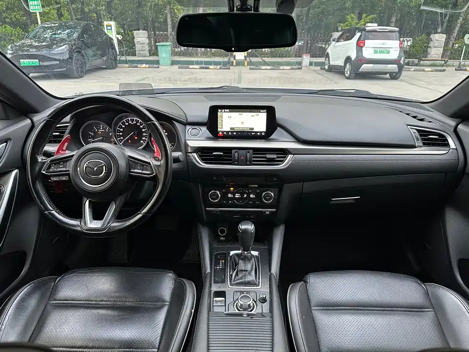 Mazda Atez