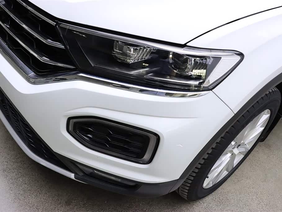 Volkswagen T-ROC exploring Songs