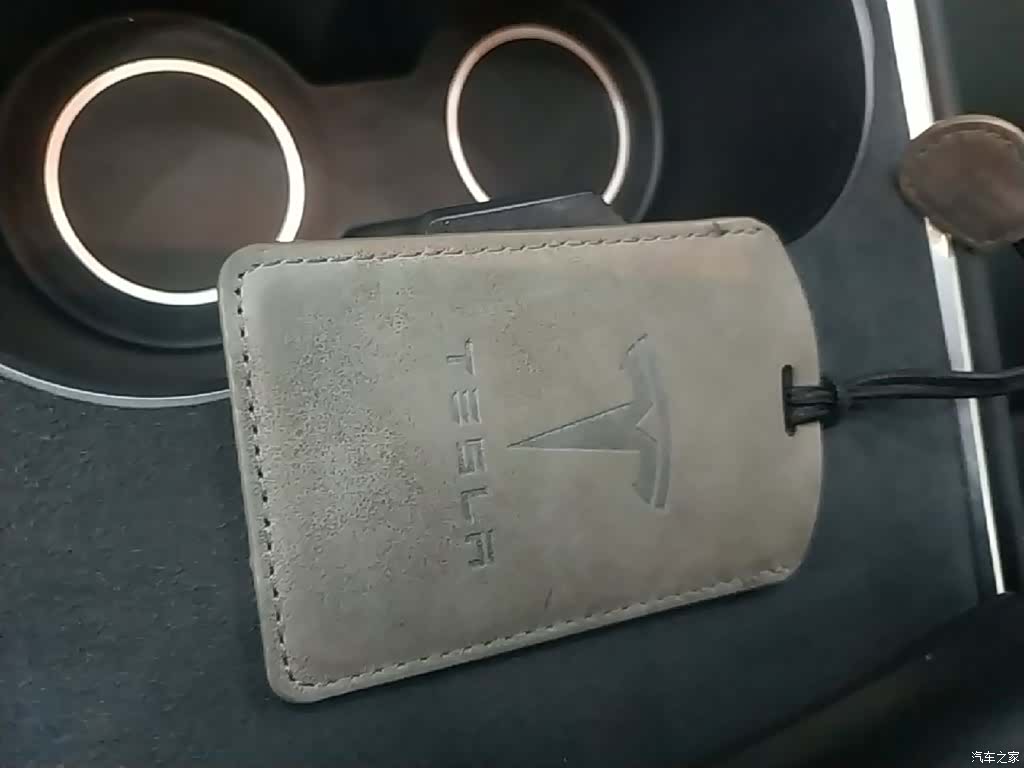 Tesla Model Y, 2022 9
