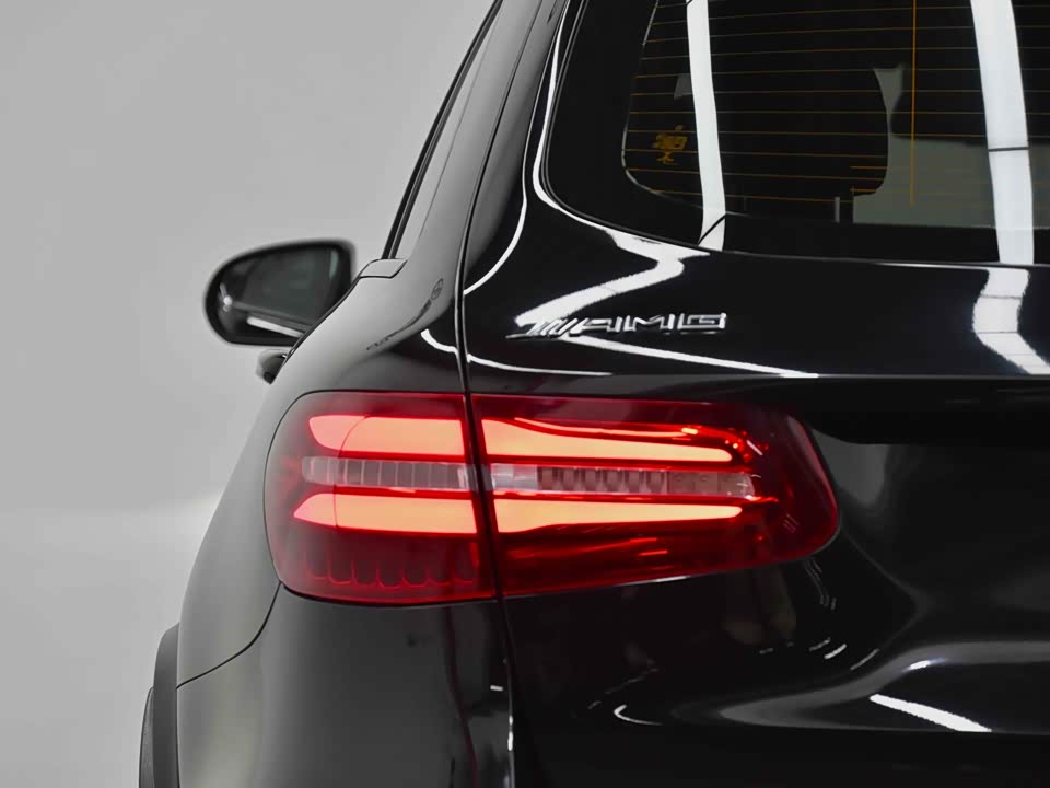 Mercedes-Benz GLC AMG