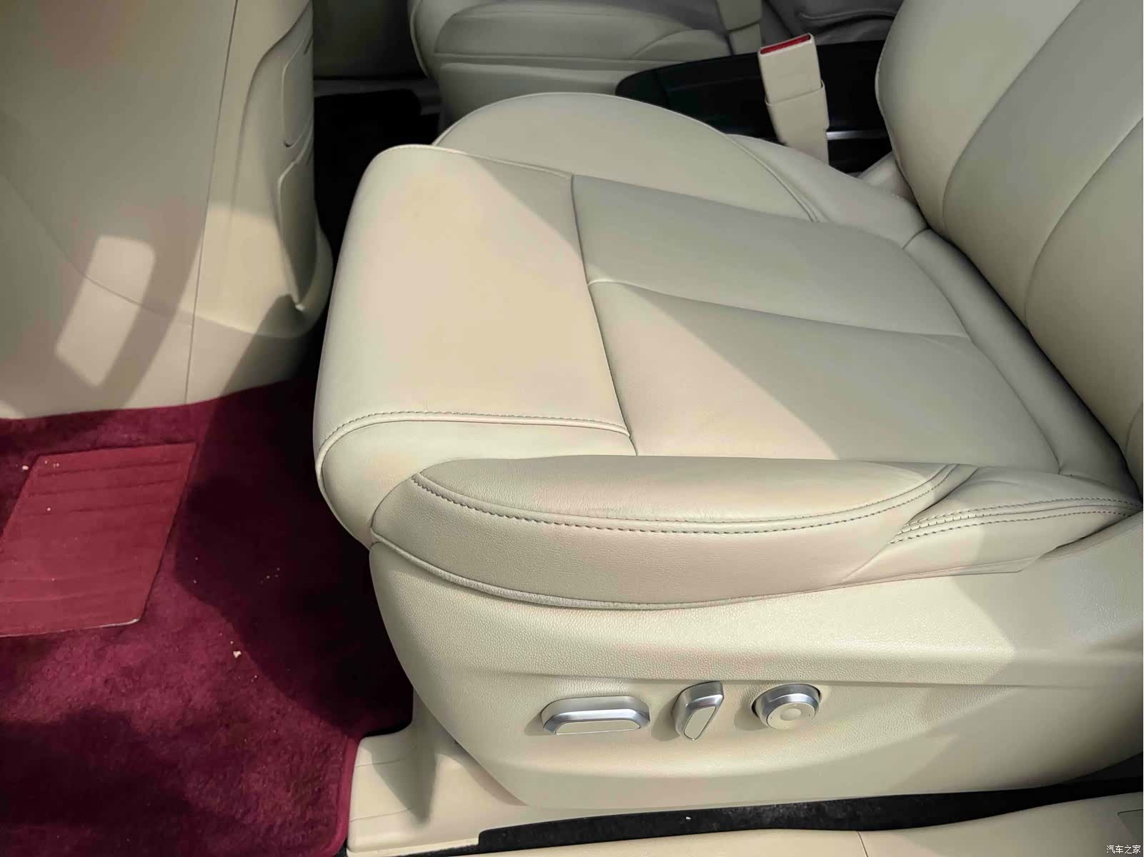 Buick GL8, 2024 9