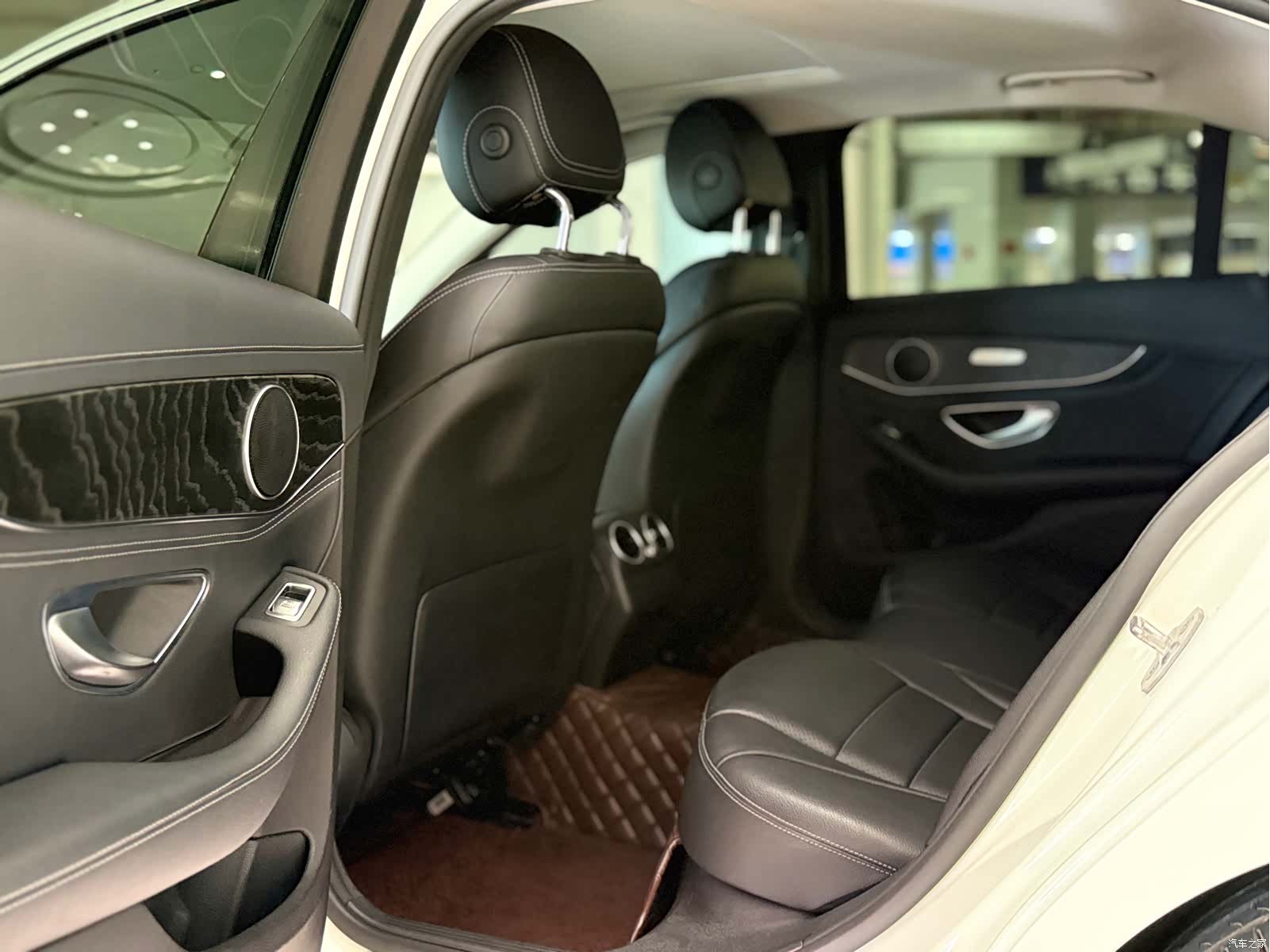 Mercedes-Benz C-Class, 2017 9