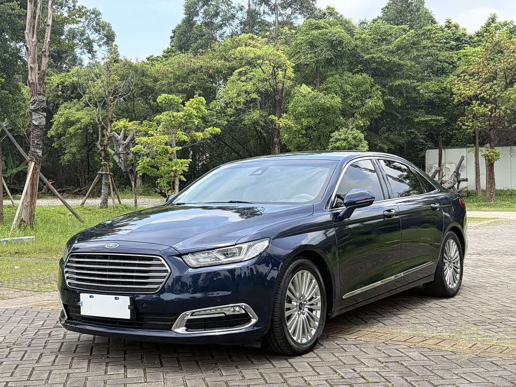 Ford Taurus