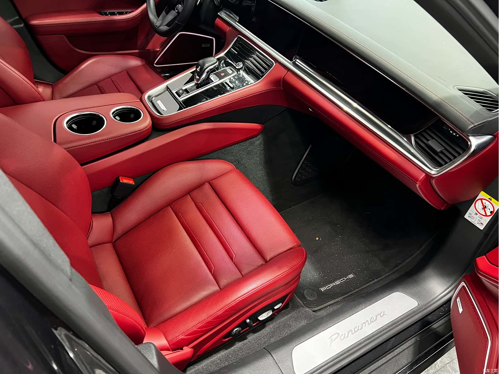 Porsche Panamera, 2022 14