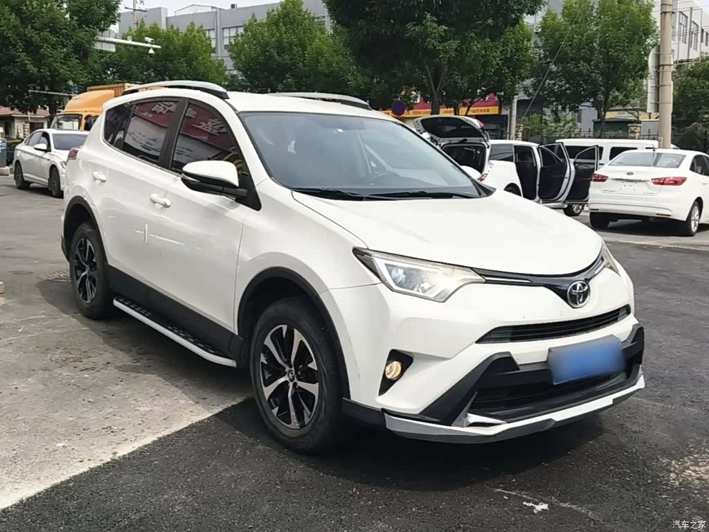 Toyota RAV4, 2018 4
