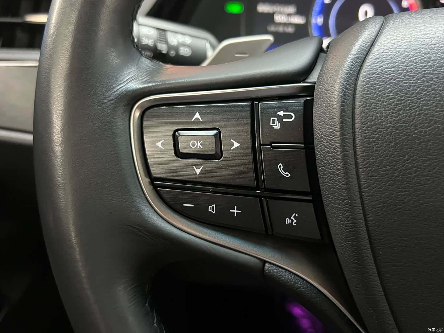 Lexus ES, 2023 20
